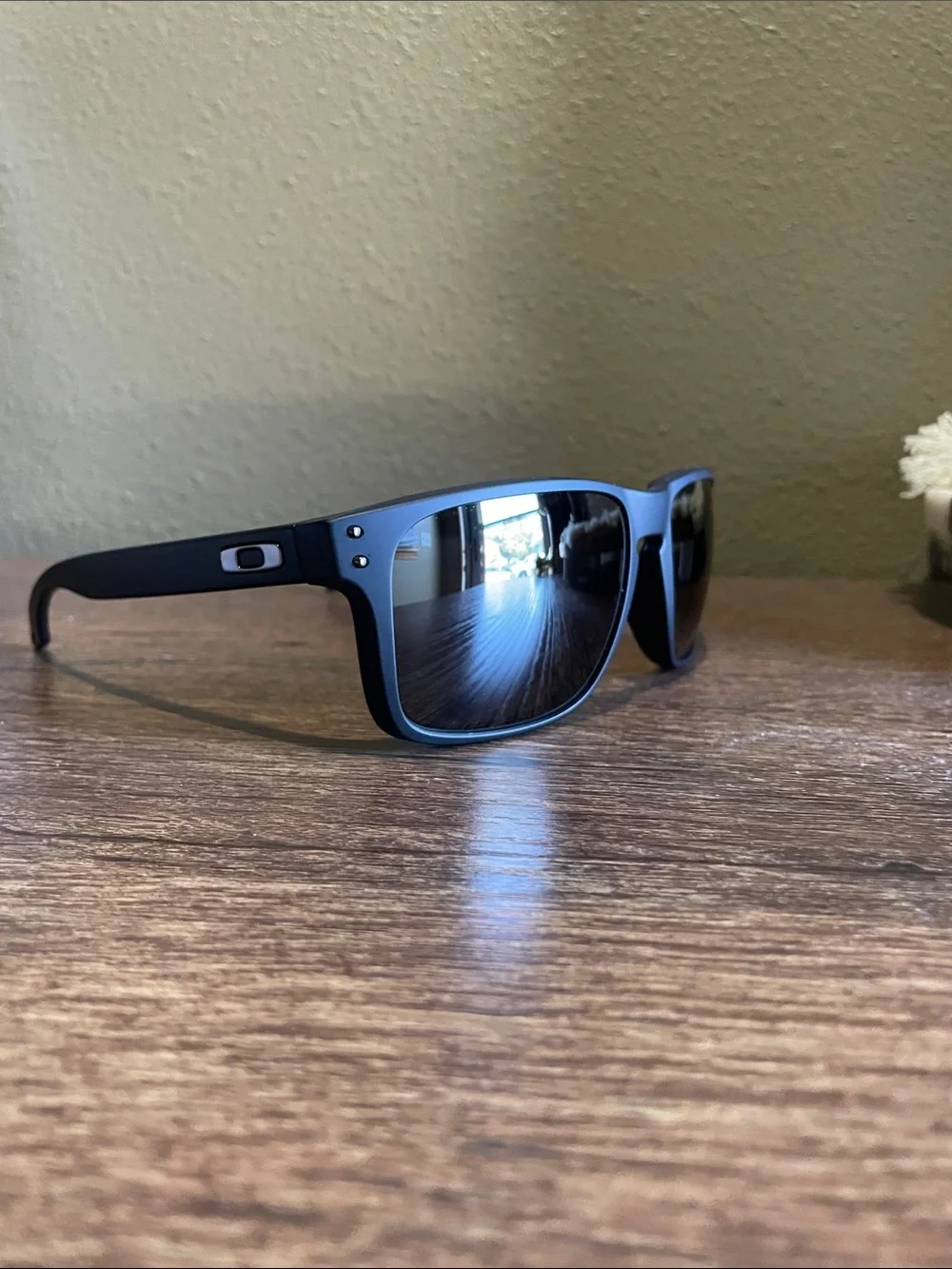 NEW Mens Oakley Holbrook XXL